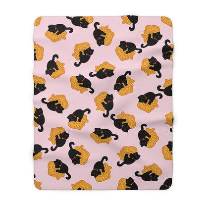 Baby Pink Black Cat Taiyaki Cozy Fleece Blanket